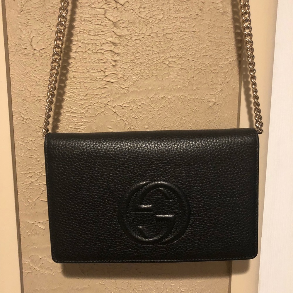 Authentic Gucci gg monogram bag pebbled leather